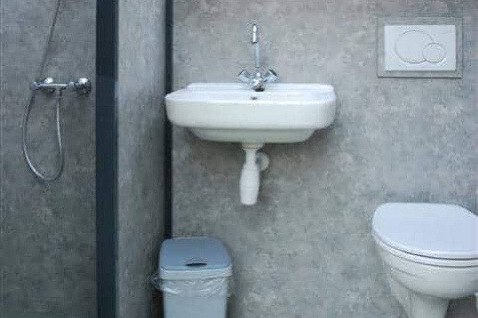 Toiletunit-008-Medium.jpg