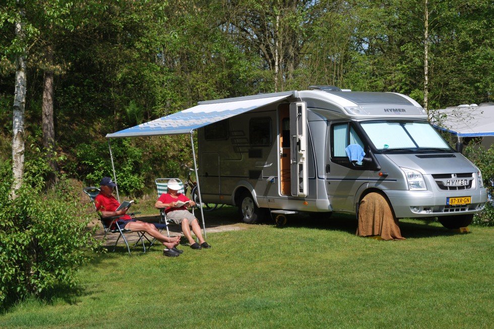 camperplaatsen-drenthe-sfeervol-camping-de-berken.jpg