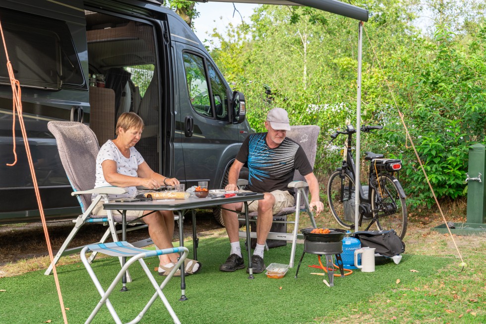 camper-bbq-genieten