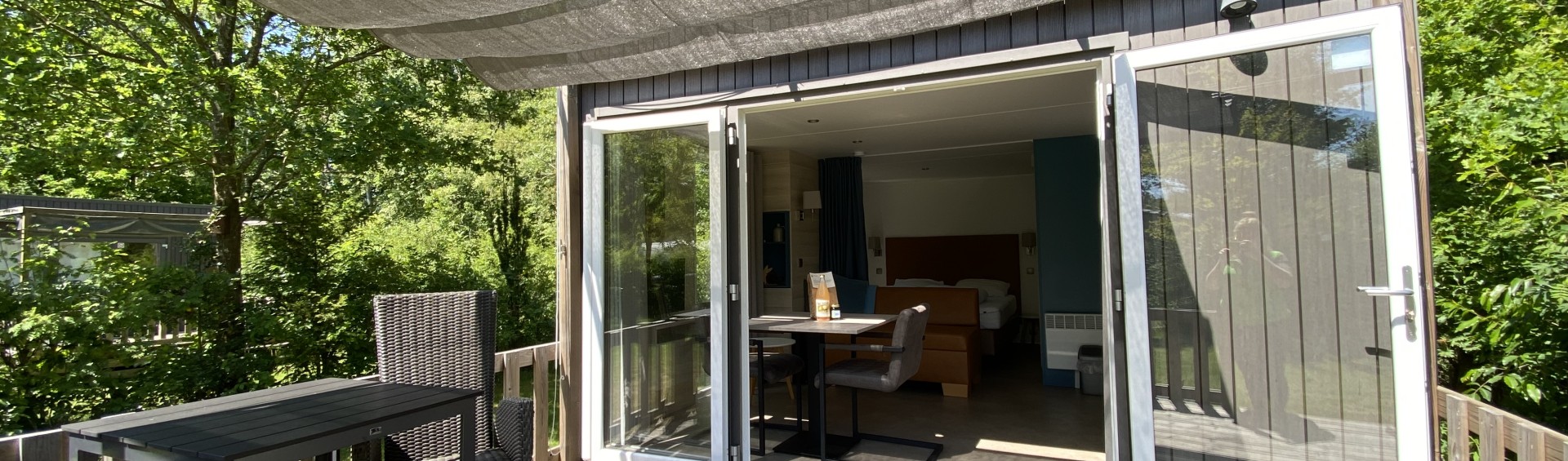 Hotel Gasselte veranda.jpeg