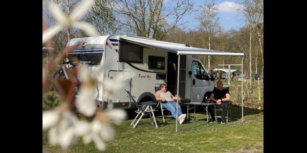 Camperplek in Drenthe @campingdeberken.jpg
