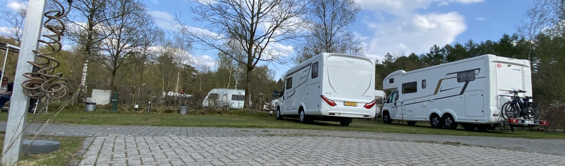 Voordelige camperplaats in Drenthe.jpg