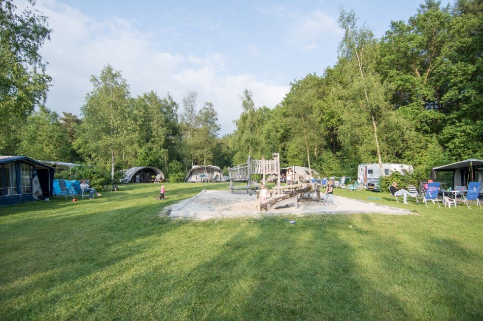 camping-odoorn-speelveld-kinderen.jpg