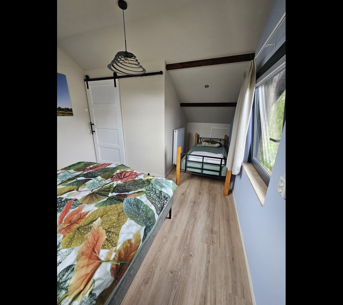 Slaapkamer boven vakantiehuis.jpg