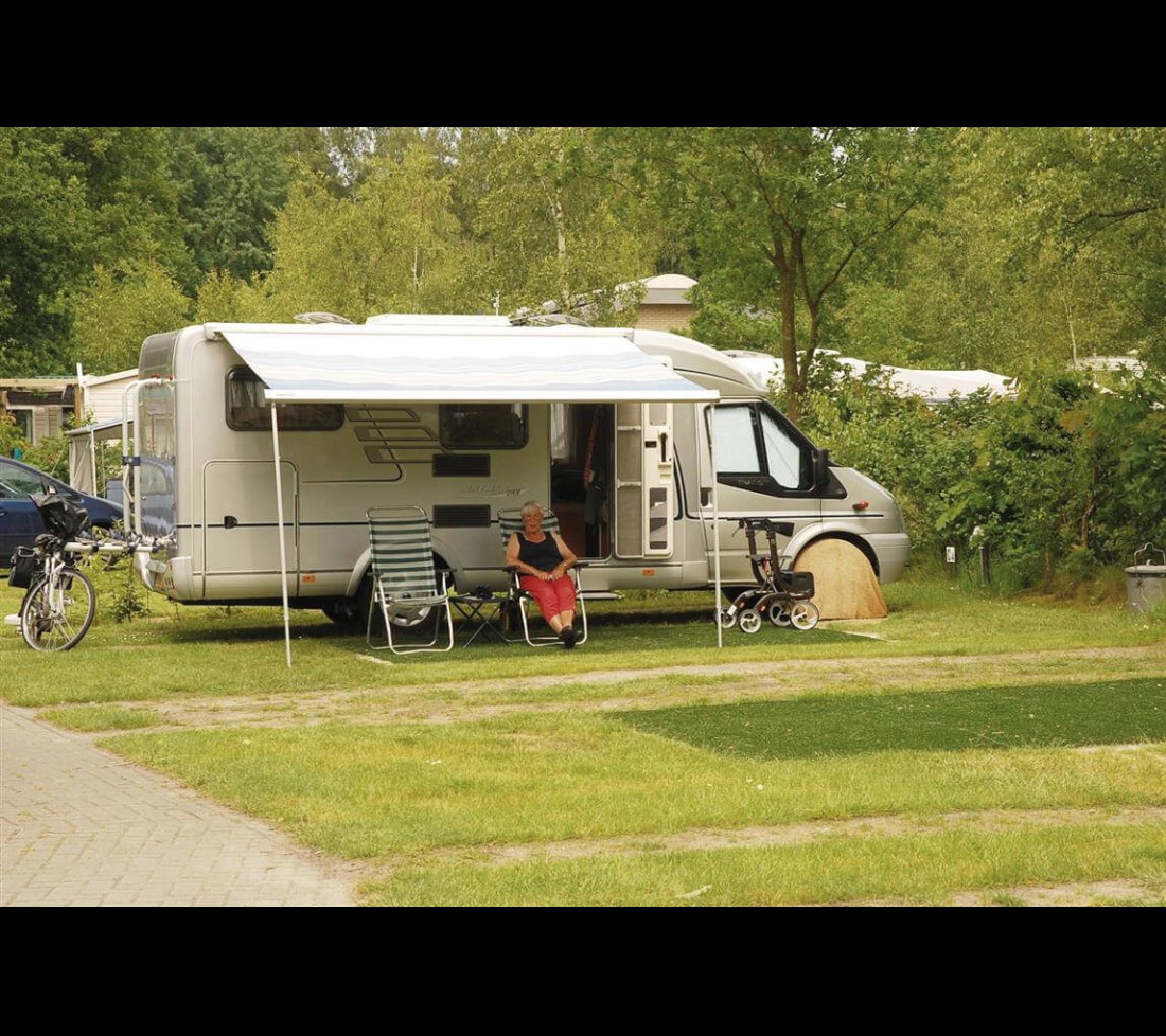 Camperplaats-op-Camping-de-Berken-Medium-1.jpg