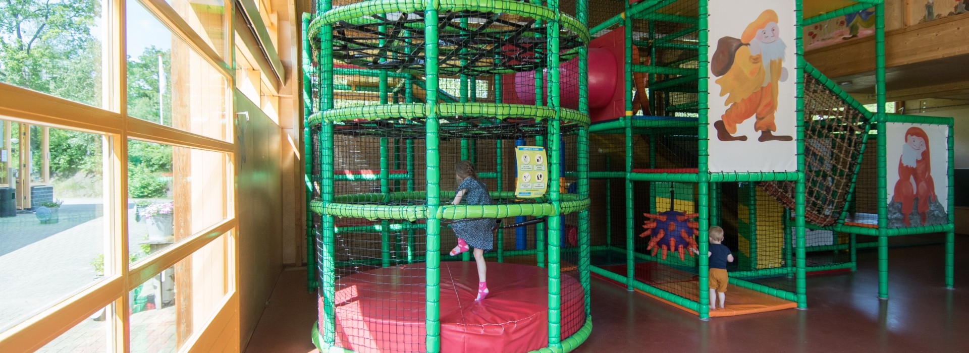 Binnenspeeltuin